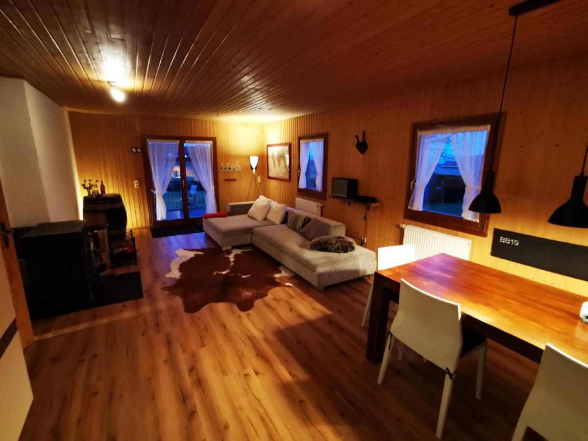 Bb19 Eifel-Ferienhaus Am Moseltal Mit Saunahaus Beuren  Екстер'єр фото